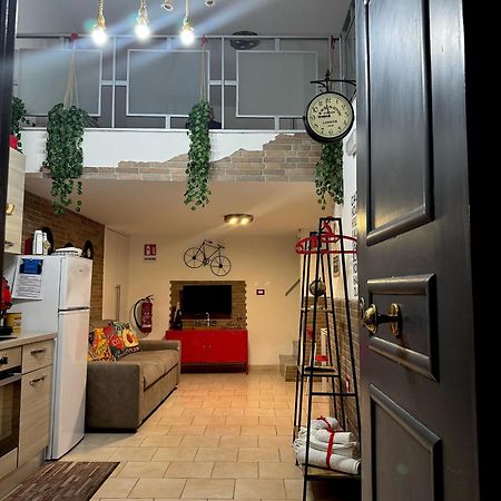 Frizzi & Lazzi House Apartment Naples Luaran gambar