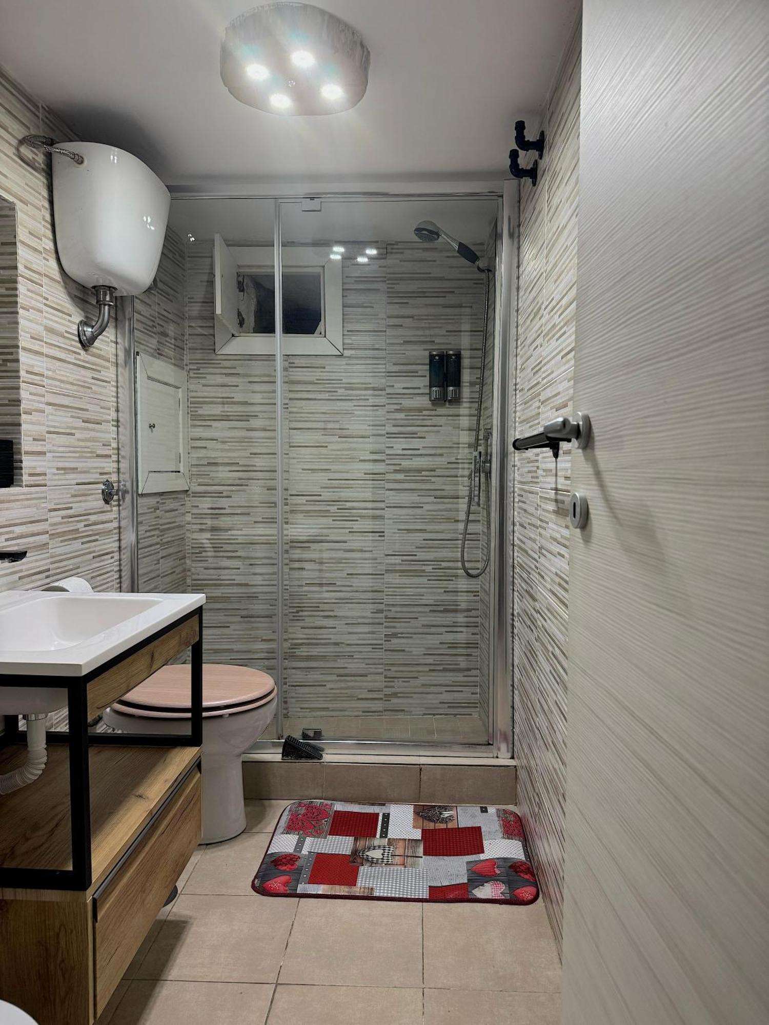 Frizzi & Lazzi House Apartment Naples Luaran gambar