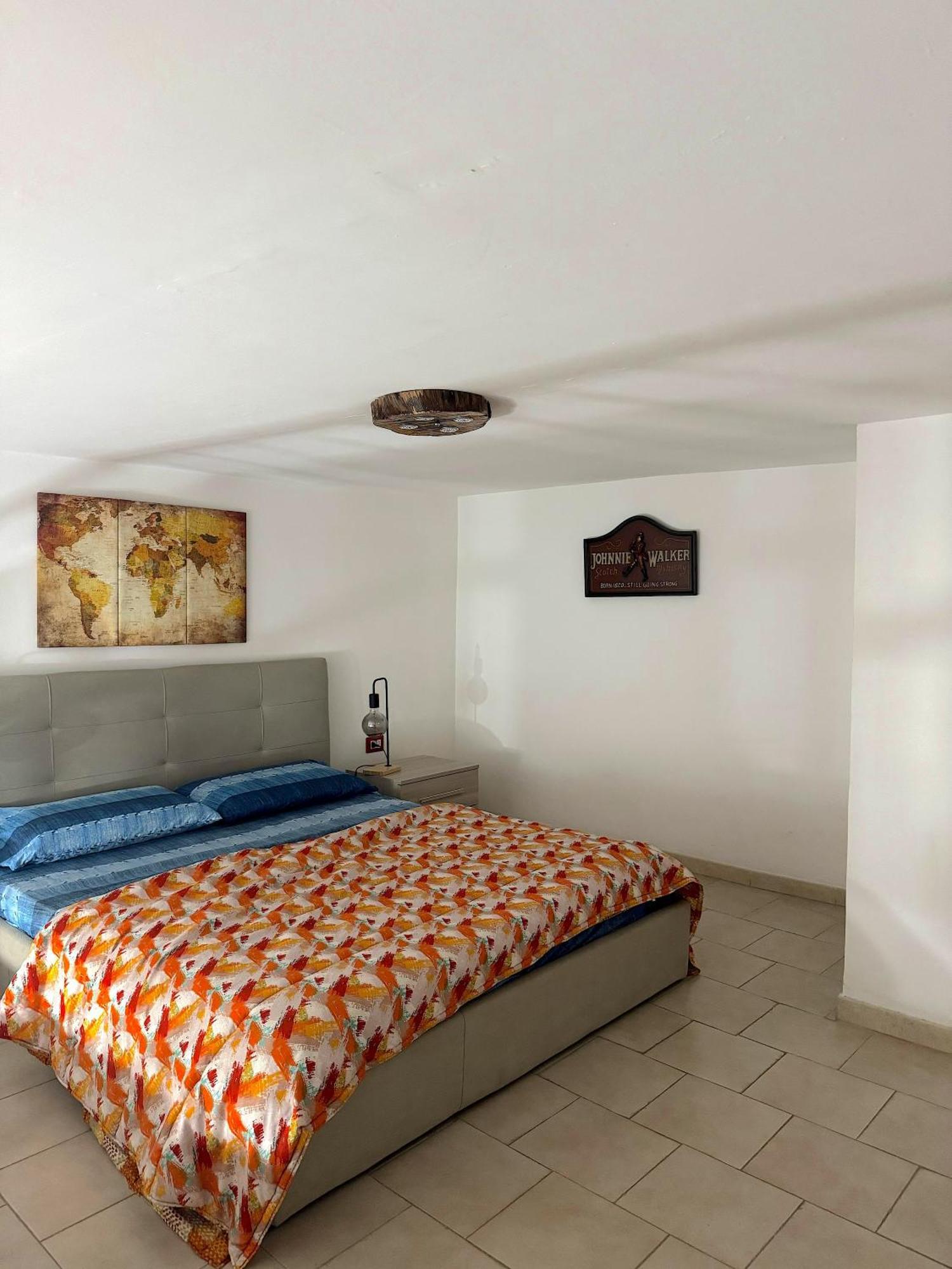 Frizzi & Lazzi House Apartment Naples Luaran gambar