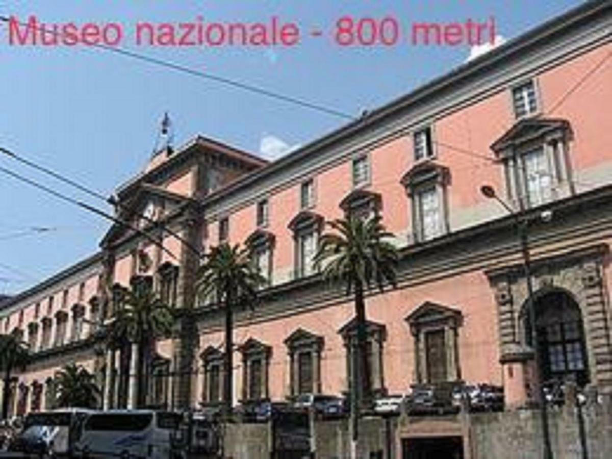 Frizzi & Lazzi House Apartment Naples Luaran gambar